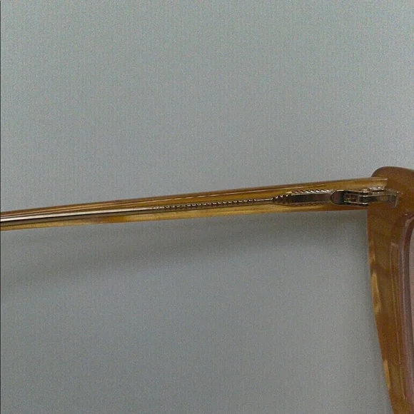 Gucci Women's Gold Cat-Eye Glasses - Picture 6 of 10